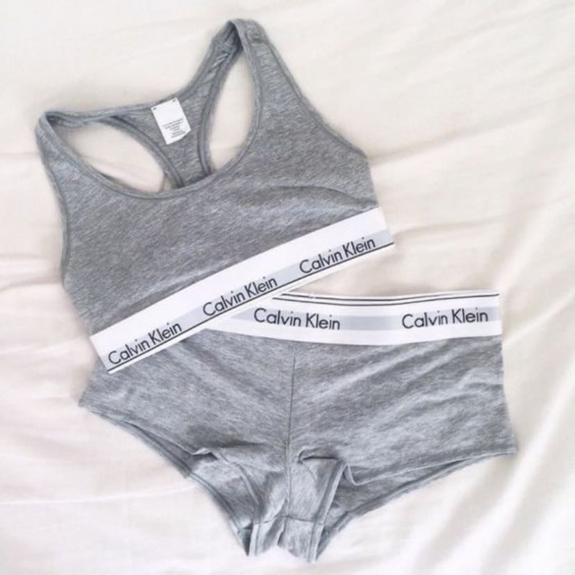 Calvin Klein underwear set! - ༄♔✥♔꡴
