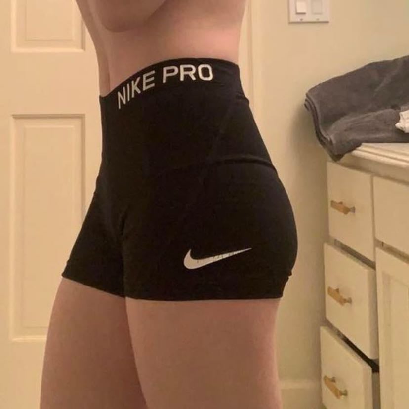 Nike pro shorts! - ☆彡𐦟ミ★
