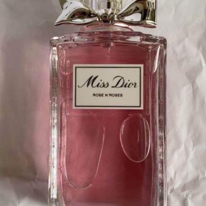 Miss dior pefume! - ༻✬༺