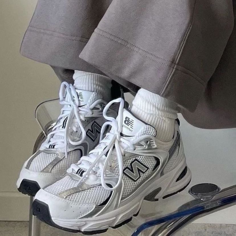 White new balences! - ༒ꕥ༒