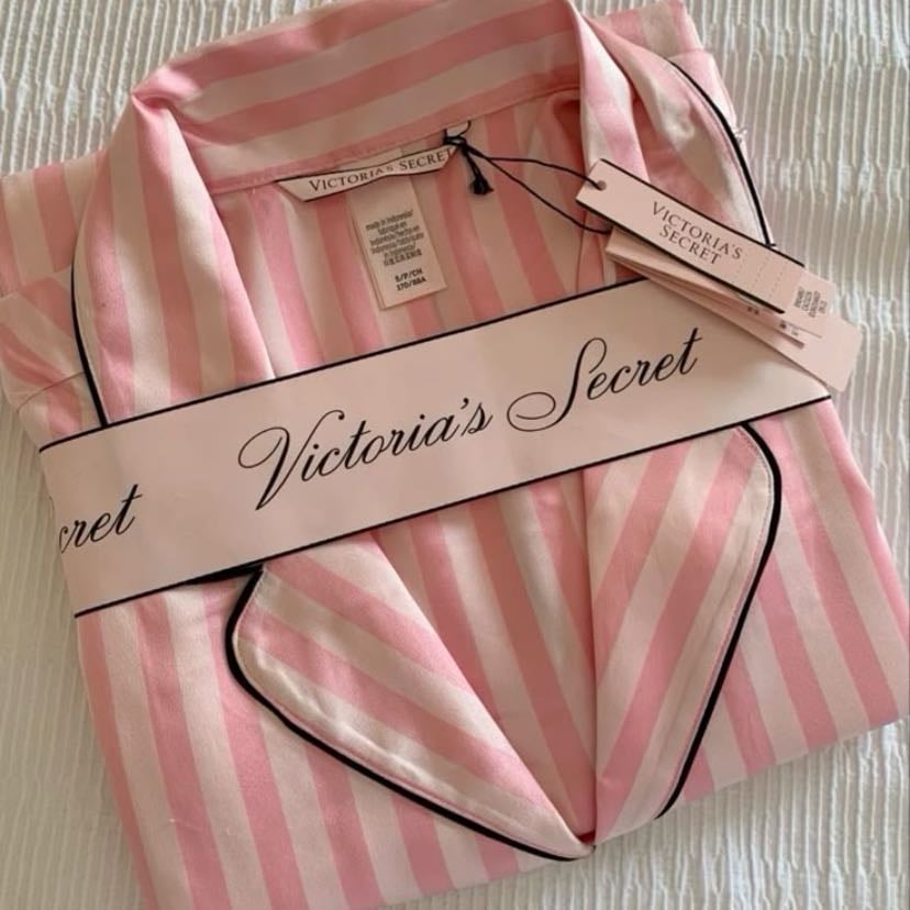 Victorias secret - ༄♔✥♔꡴
