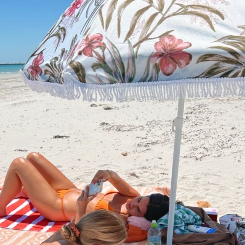 Sun umbrella! - Optional
