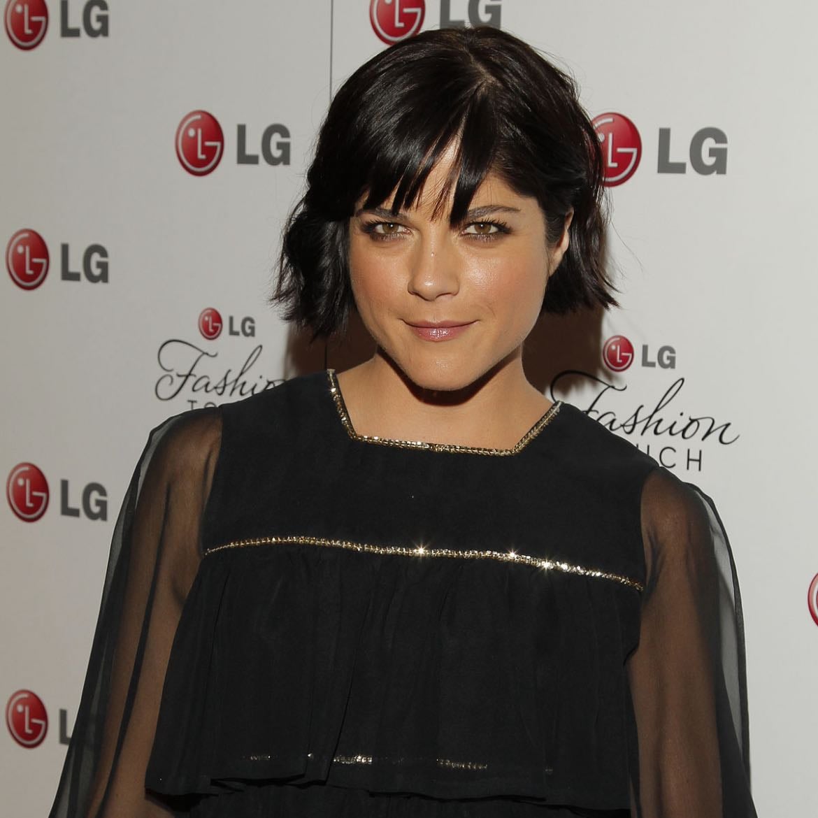 selma blair - vivian kensington is iconic idc