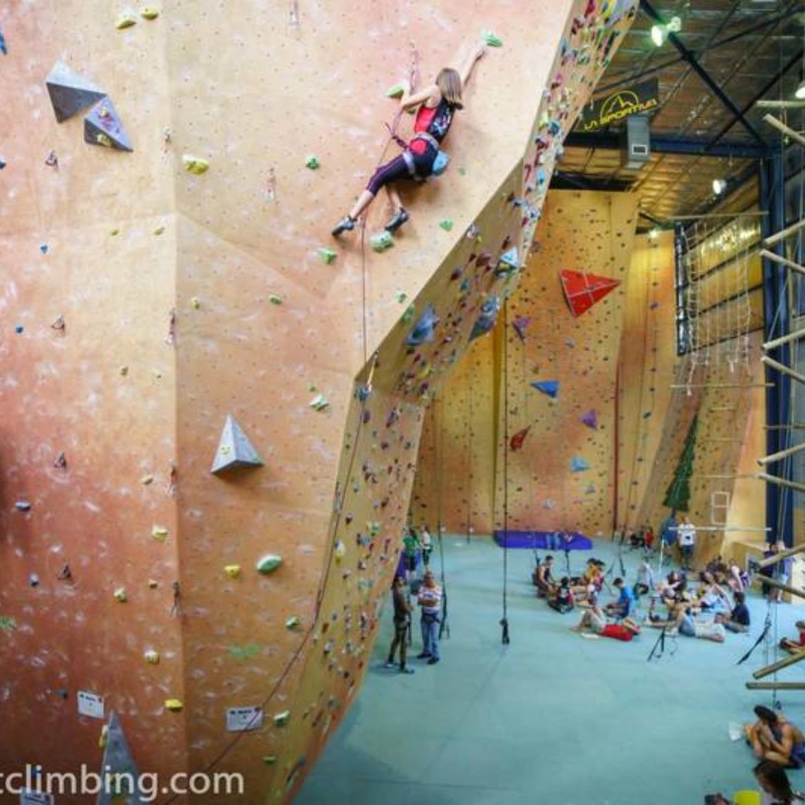 Sydney indoor climbing gym