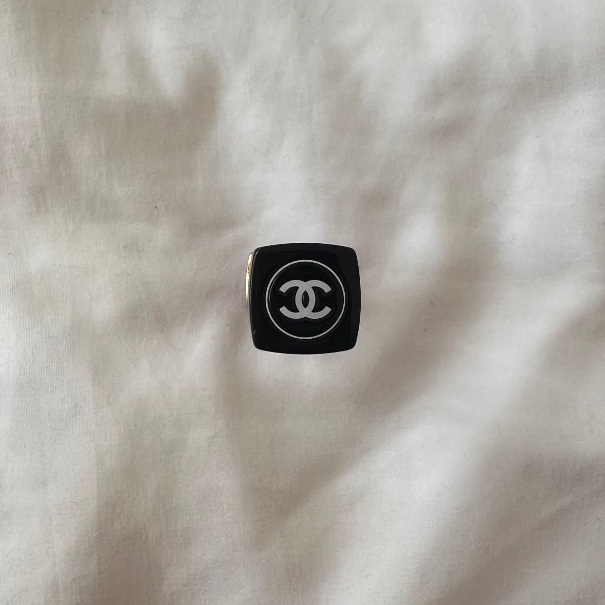 CHANEL Lipgloss - Deja un brillo wow