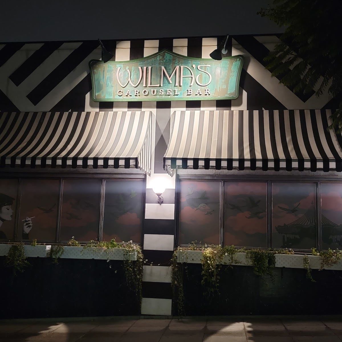 Wilma's Carousel Bar