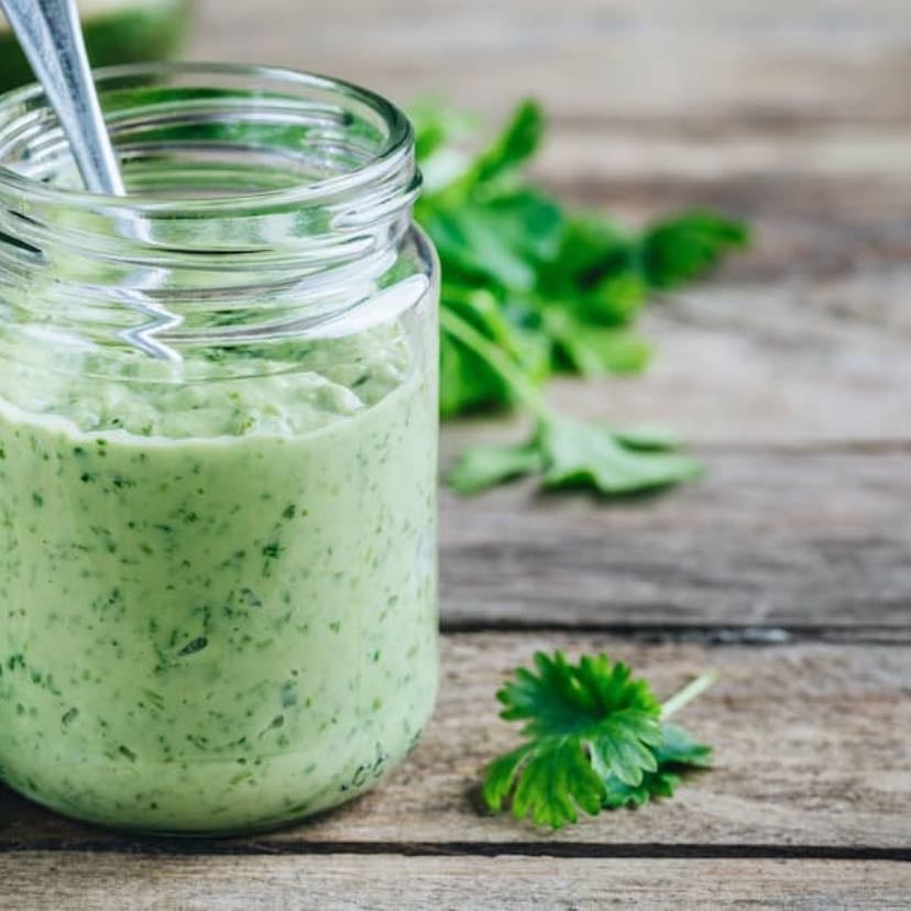Aderezo de aguacate y cilantro