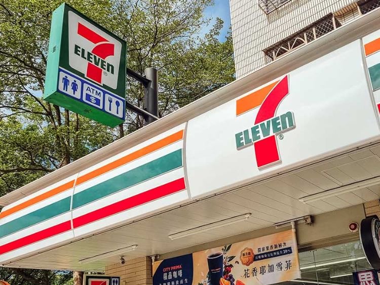 slushies - free on 07/11 @7/11!