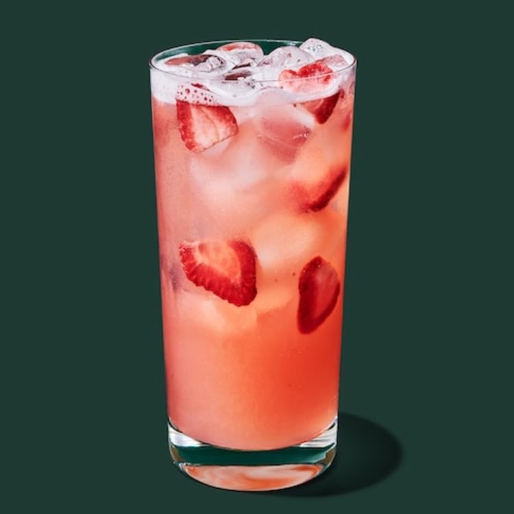 strawb açai refresher - a summer basic