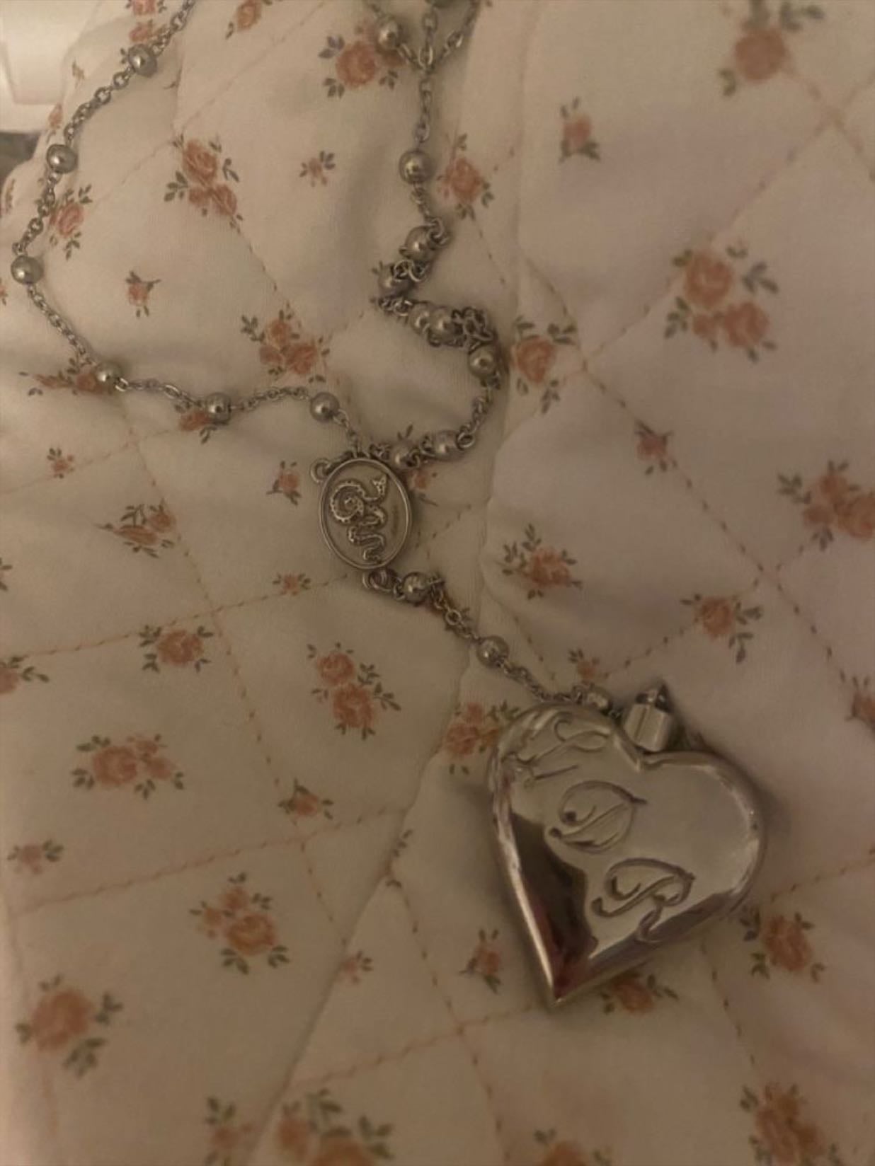 Lana Del Rey necklace