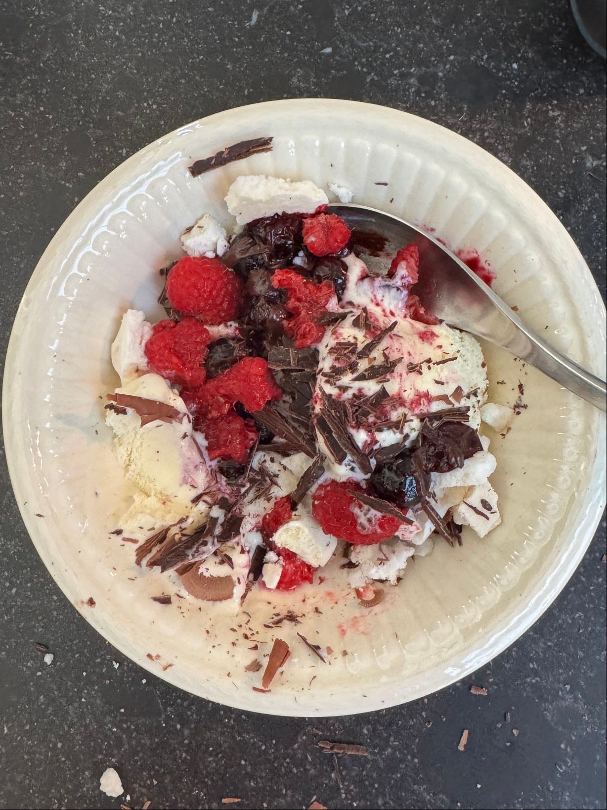 Berry meringue ripple