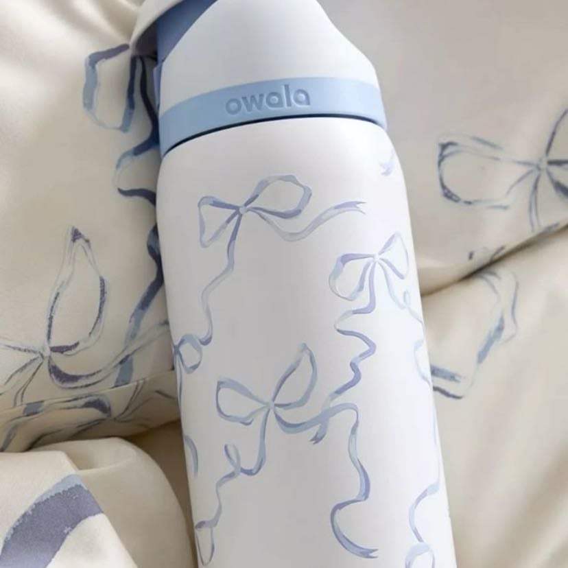 Owala/ water bottles