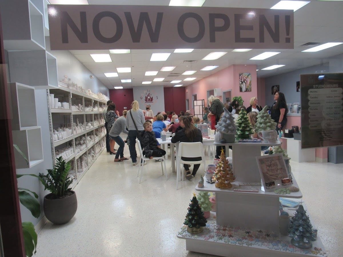 Paint 'n Fun Ceramics - Painting Date