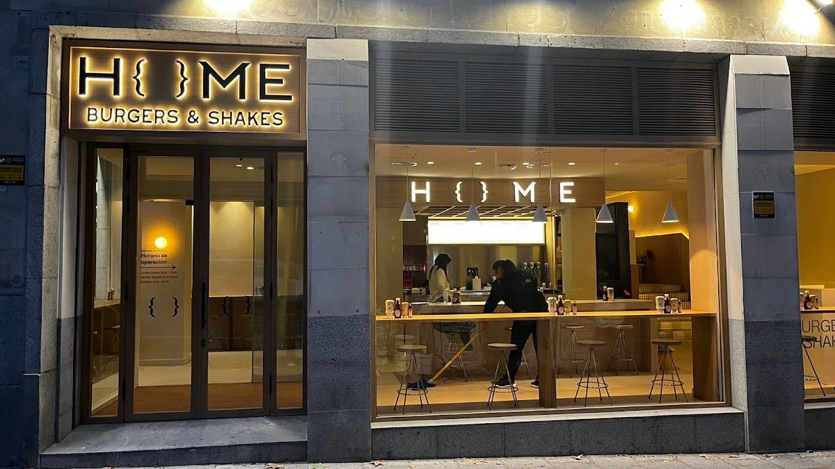 Home Burgers and Shakes