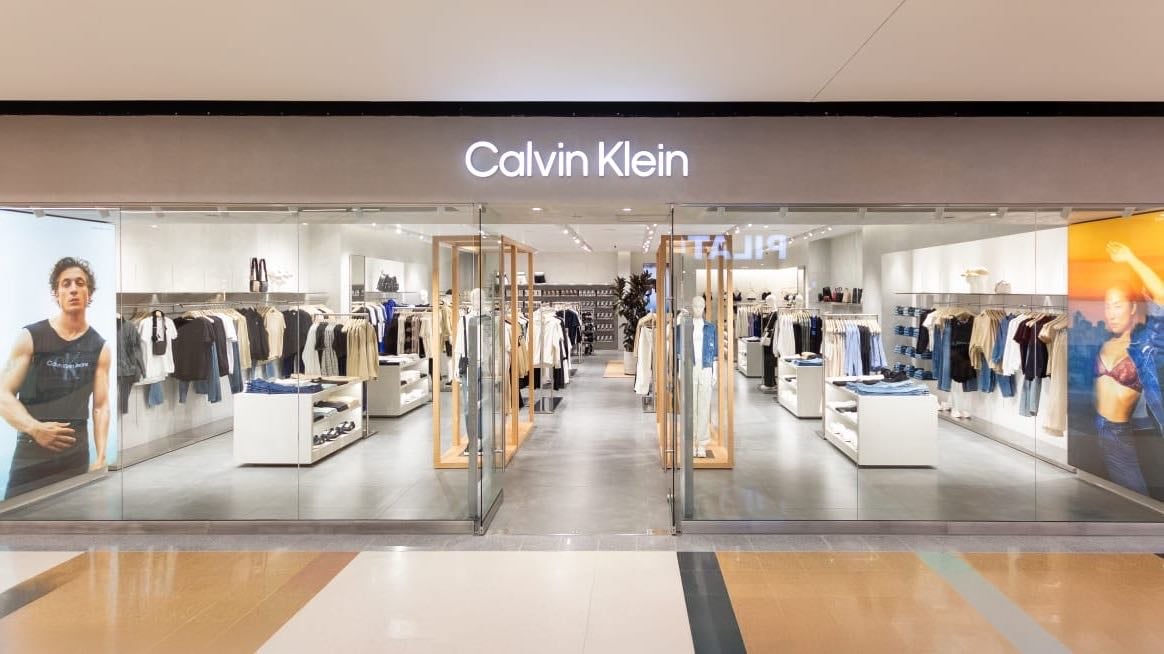 Calvin Klein |