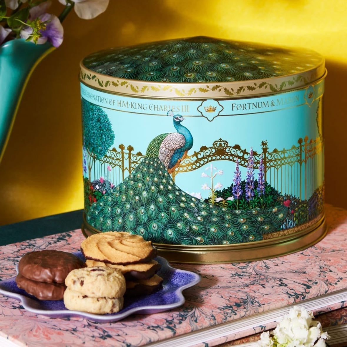 Biscuit fortum and mason