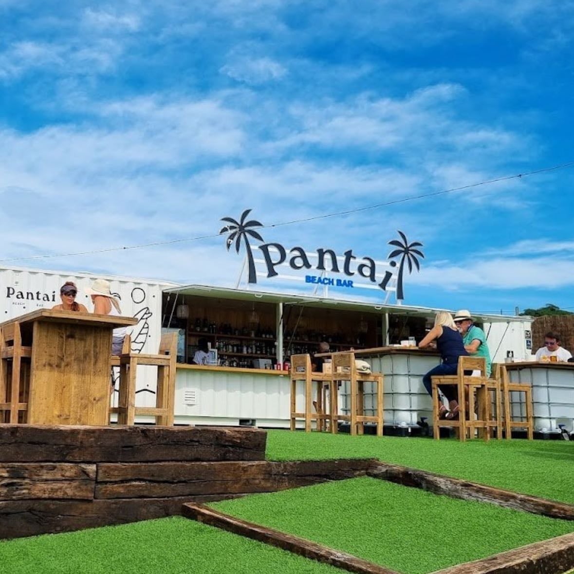 Pantai Beach Bar