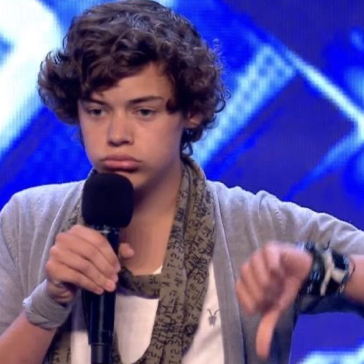 BABY HARRY - awe he was so cute when he was on the x factor! he put so much hard work in he was NOT going back to that bakeryyyyy fetus harryβs hair was interesting but i loved it