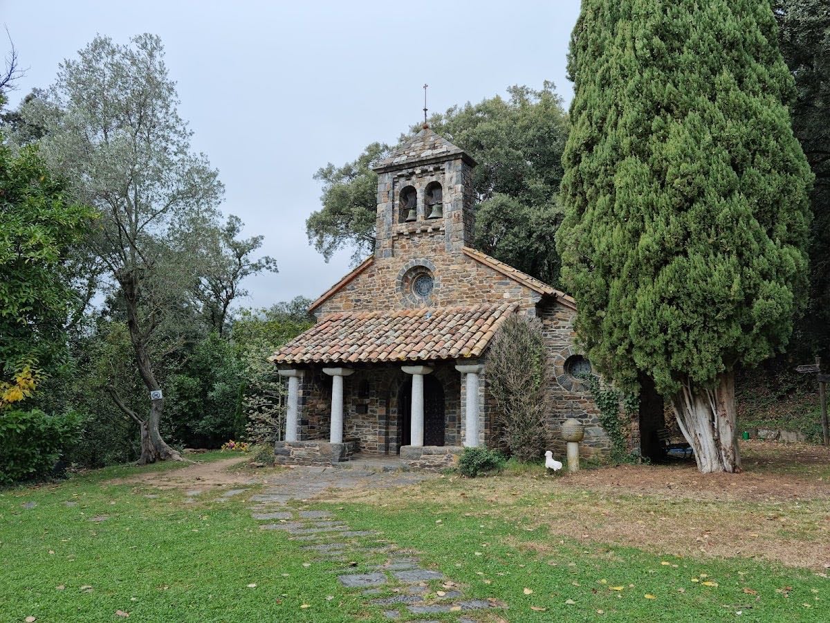 Capella de Sant Bernat de Menthon - Excursion in Montseny