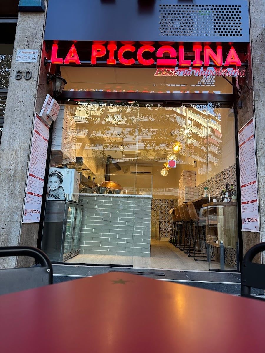 La piccolina Pizzeria Napoletana - Napolitan pizza