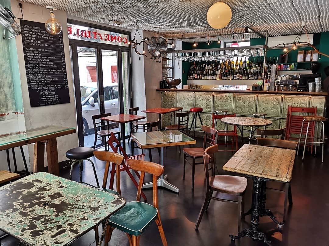 La Violeta Bar de vinos naturales - Tapas and natural wines
