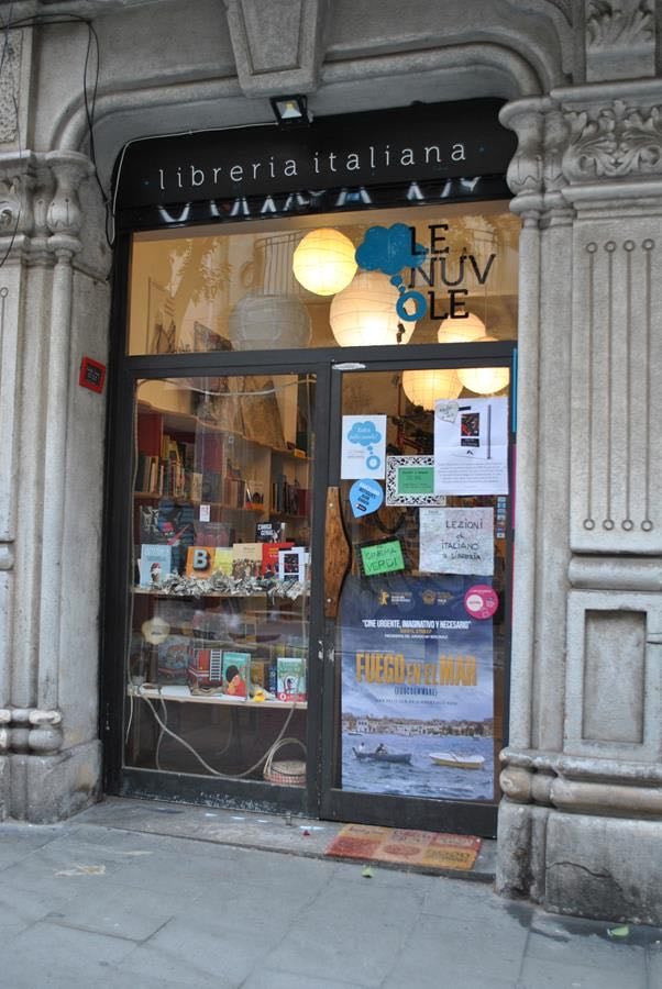 Llibreria italiana Le Nuvole - Italian library