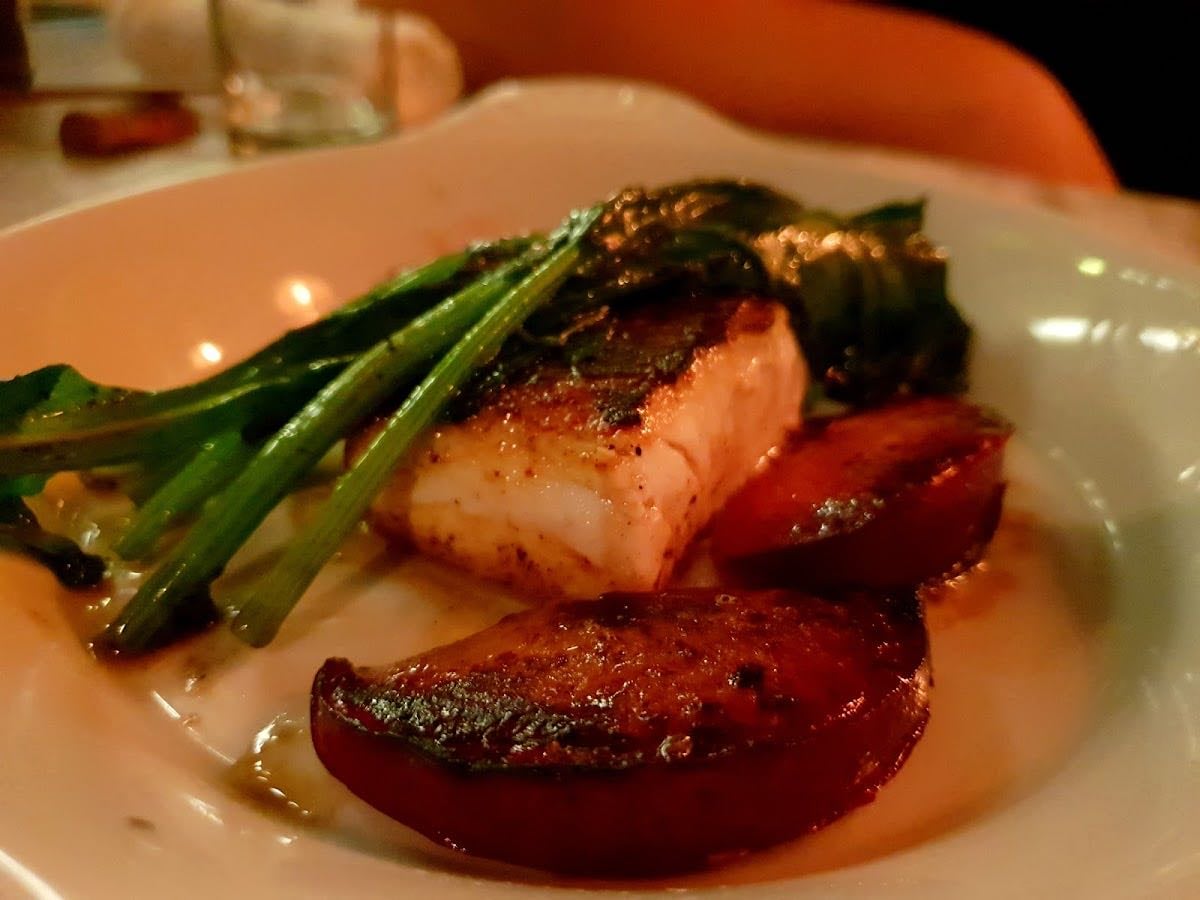 Le Tachinomi Desu - Sake and natural wine bar with bites