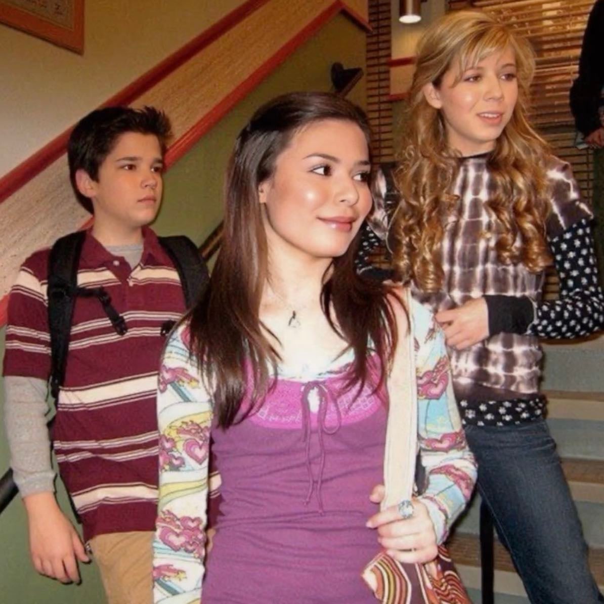 iCarly - Dan Schneider · 2007