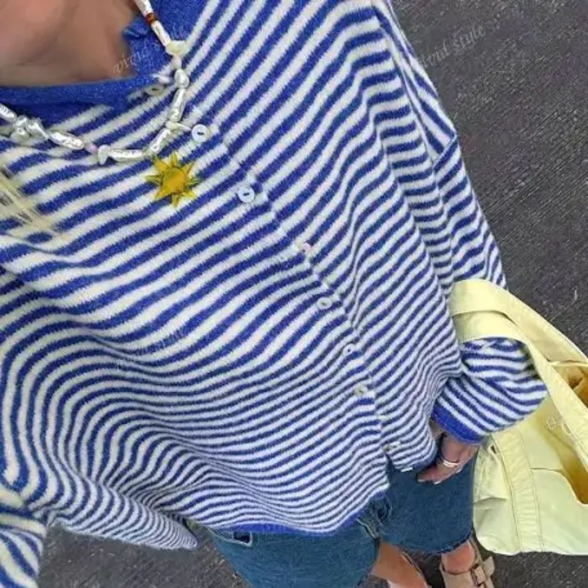 Cardigan à lignes - Pas de couleurs spéciale