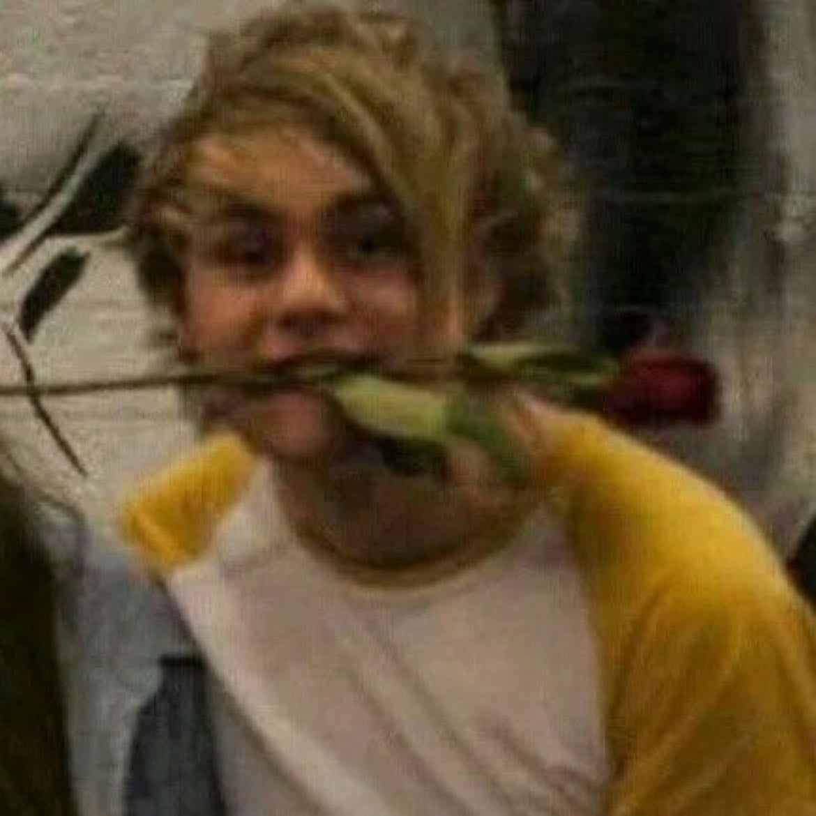 *gasp* snacks - -mikey 🍟