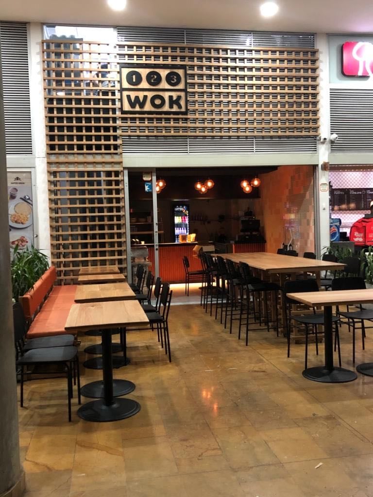 123 WOK / Interplaza /Medellín