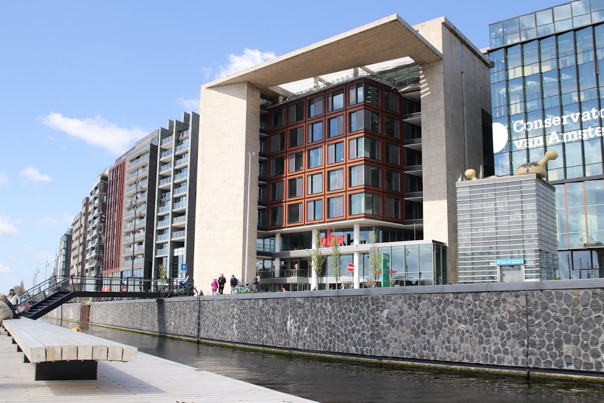 Biblioteca pública de Ámsterdam - Gratis