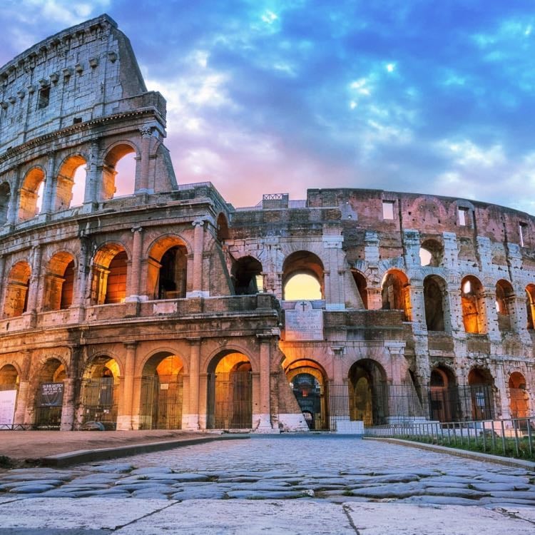 Rome🇮🇹 - I went to Italy a couple years ago but I didn’t get to see Rome so :)