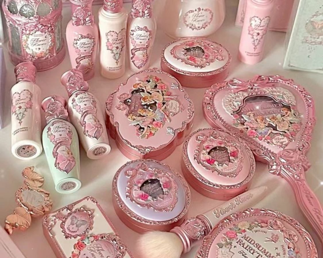 MakeUpđź’‹ - Products hypelist by Nina Wereteli
