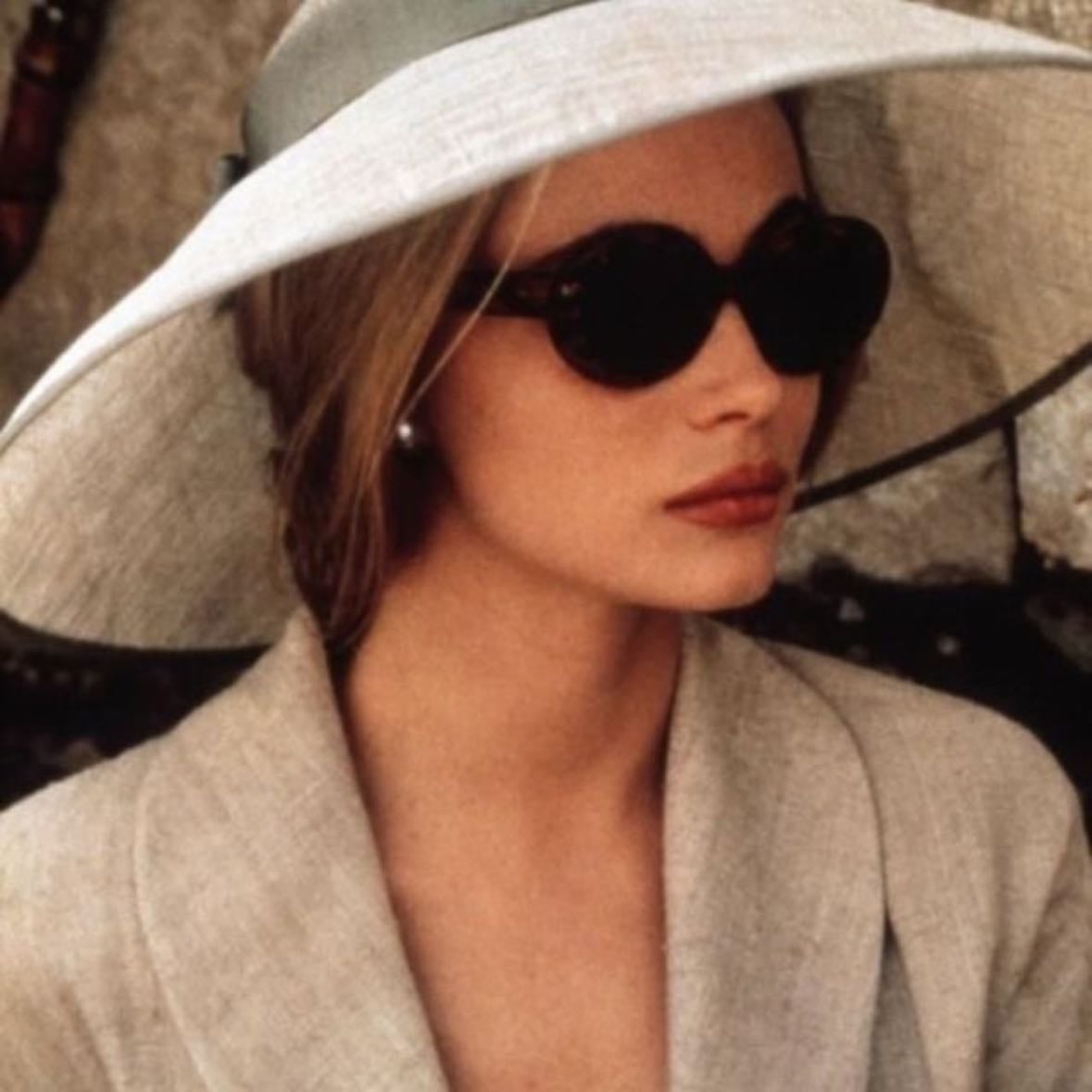 Round sunglasses