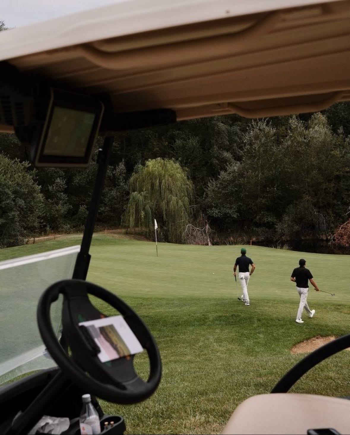 Golf date with friends - Even tho I always stay at the club with my girlies while my man is playing