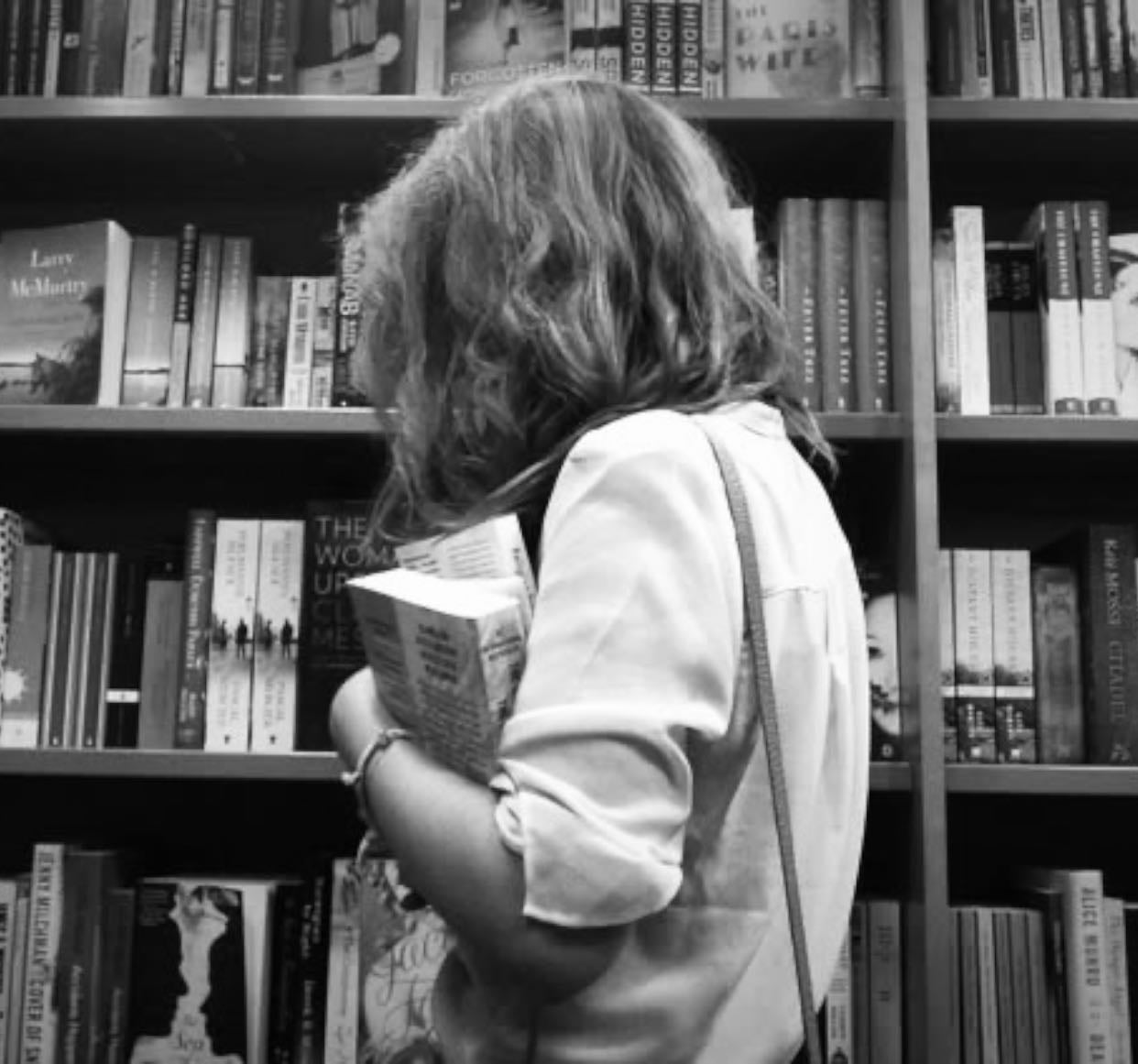 My fav books - Books hypelist by sparrow ⋆.ೃ࿔*:・