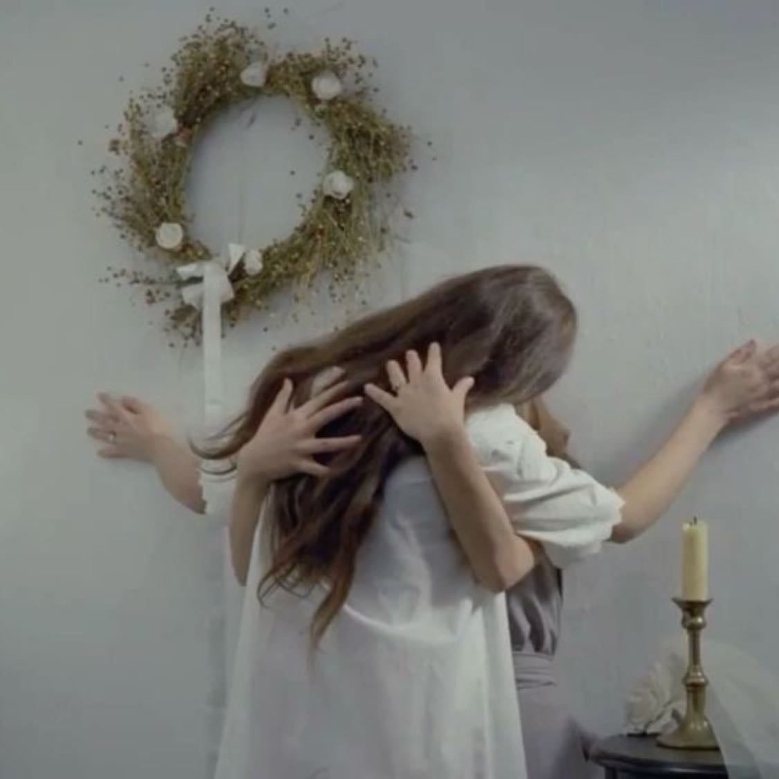 Cafune - Running your fingers through the hair of someone you love