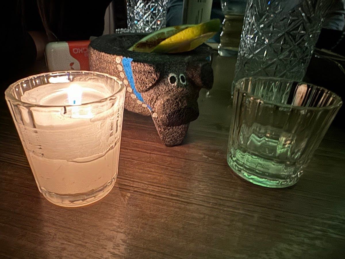 Claraluz SalĂłn de Mezcal