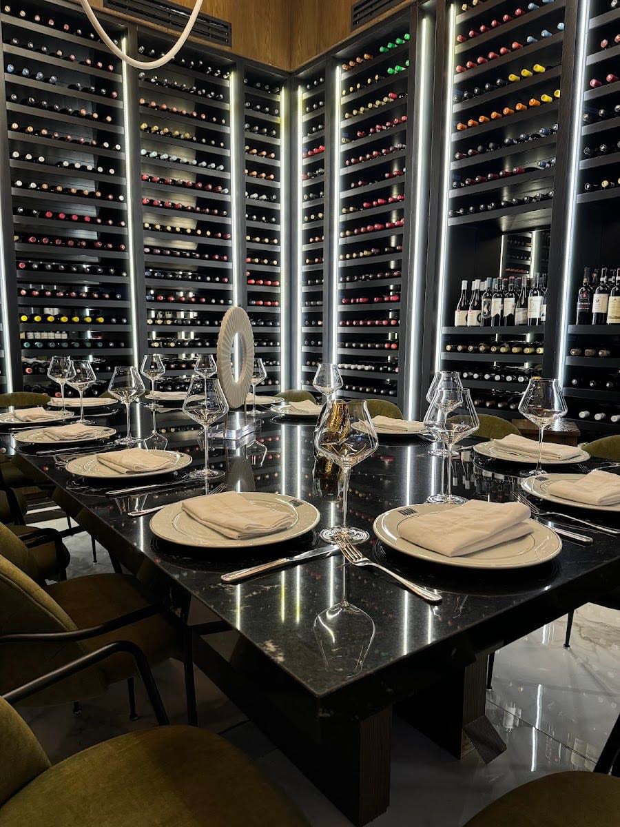 BRAVA Steakhouse - Rest