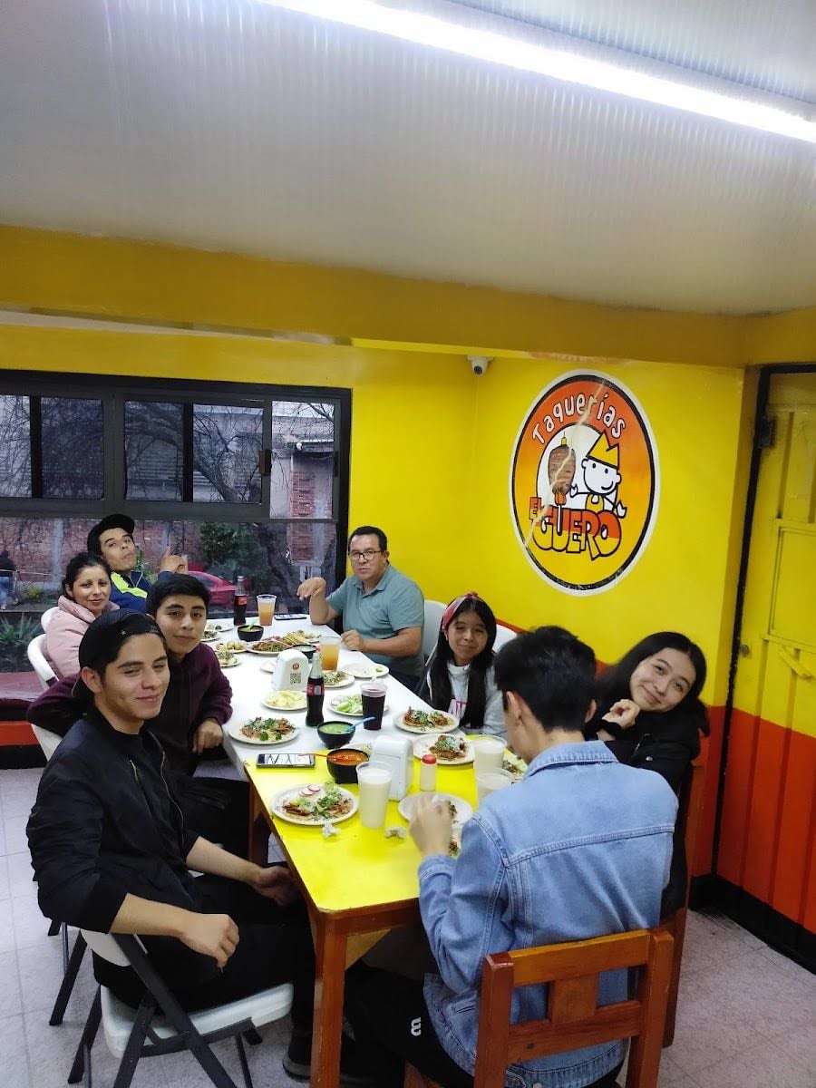TaquerĂa "El GĂŒero"