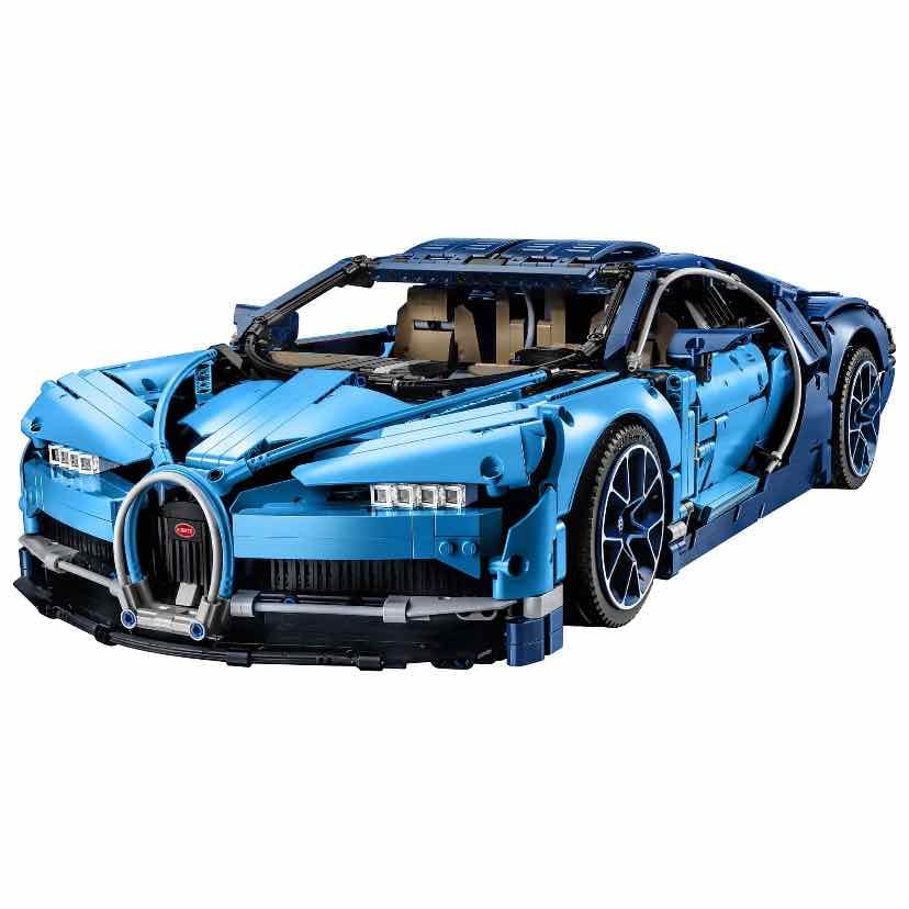 Lego Technic Buggati Chiron - 400€