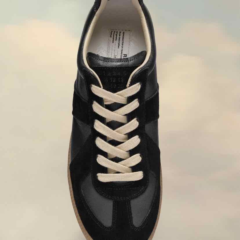 Replica Sneakers - $670