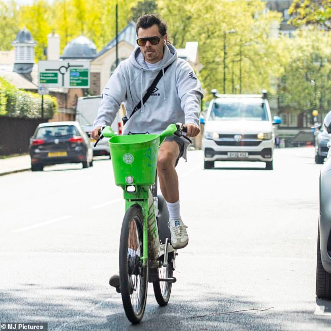 Im sick of seeing Harry on a Lime bike. I NEED HIM IN HIS STUDIO!!!