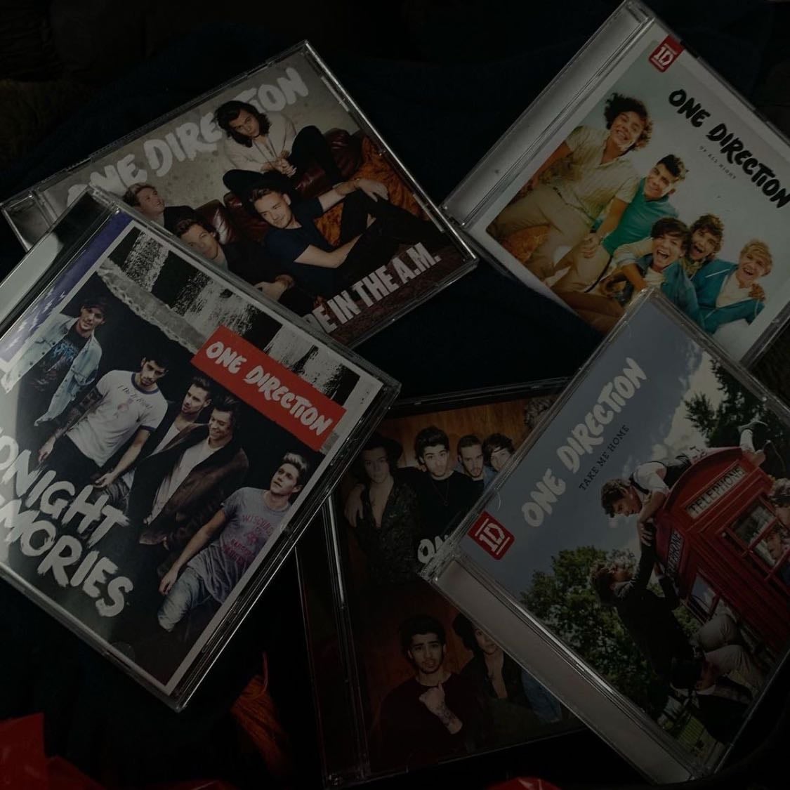Buy many CD‘s 💿