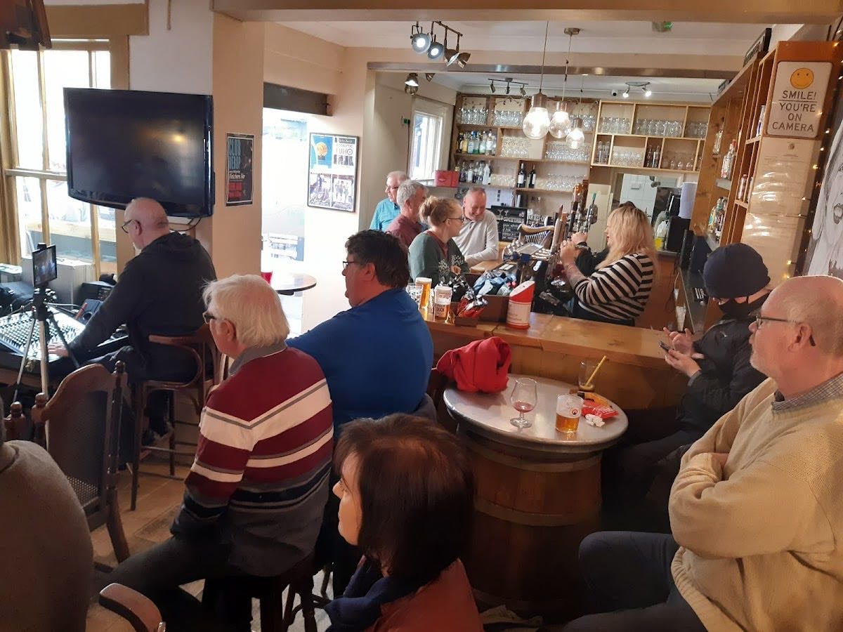 Fletchers Bar and Eatery
