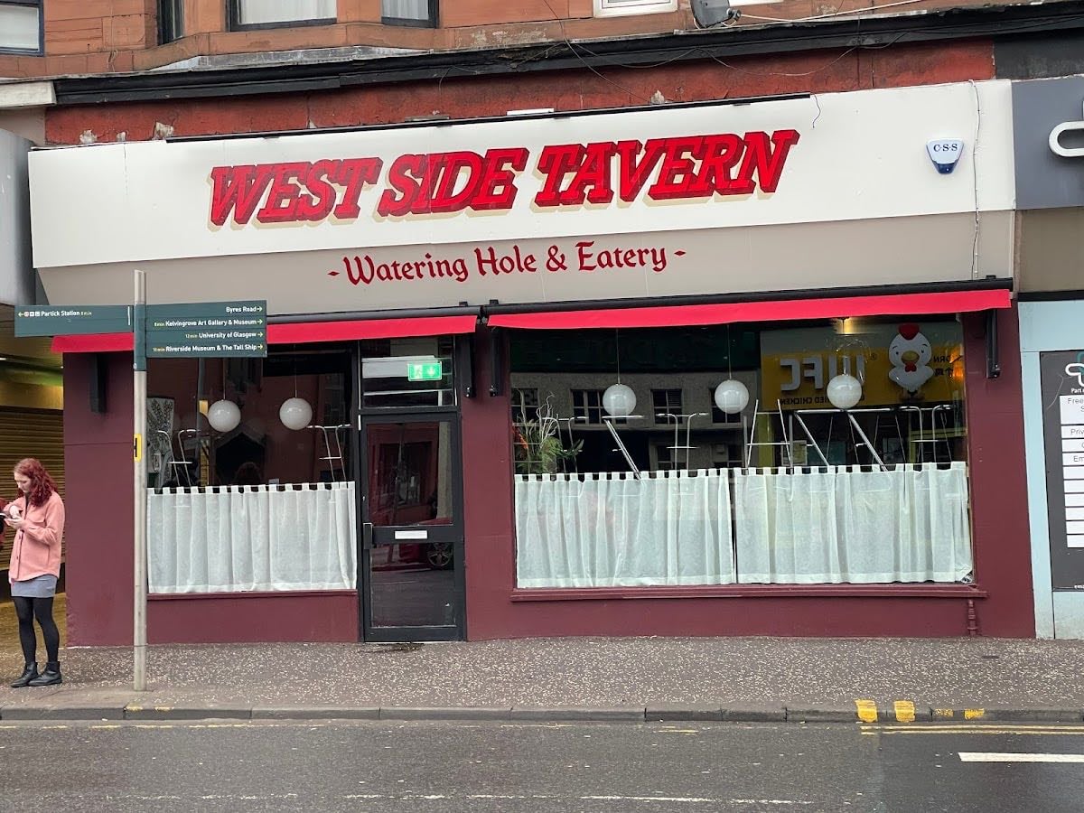 West Side Tavern - Rather spenny but quite homely