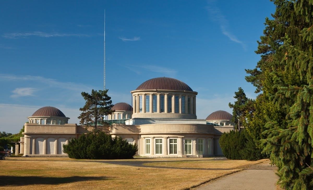 Pawilon Czterech Kopuł Muzeum Sztuki Współczesnej Oddział Muzeum Narodowego we Wrocławiu