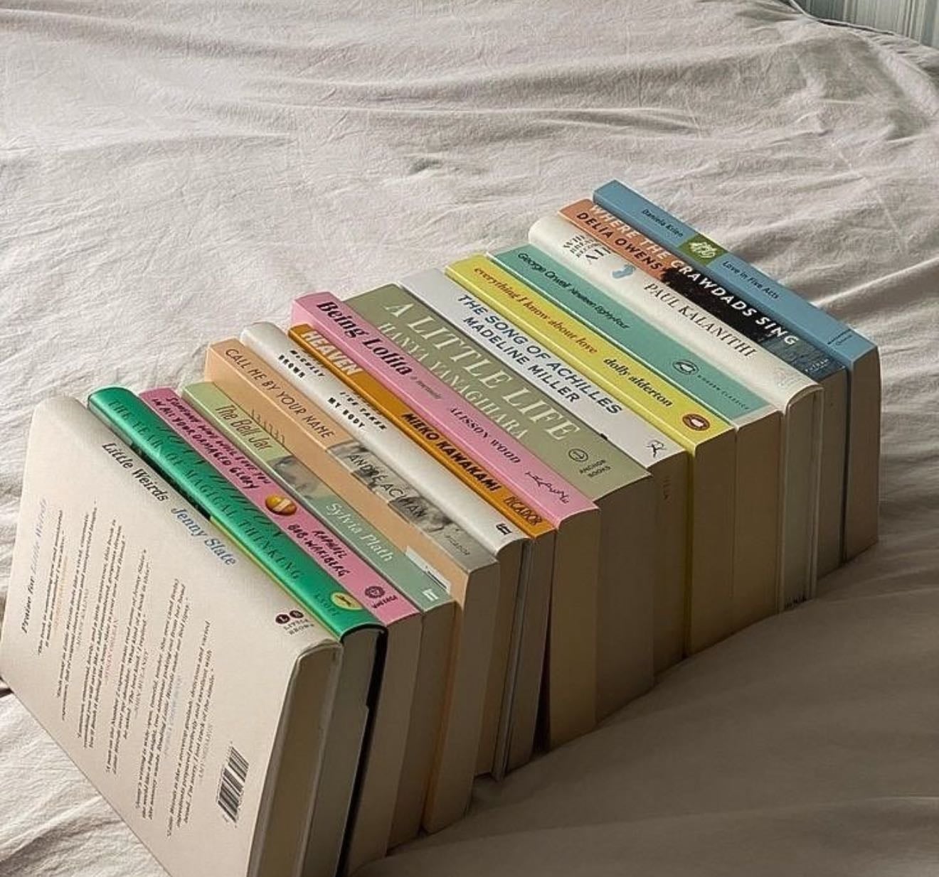 Read and learn - Books hypelist by Dayana Jimenez