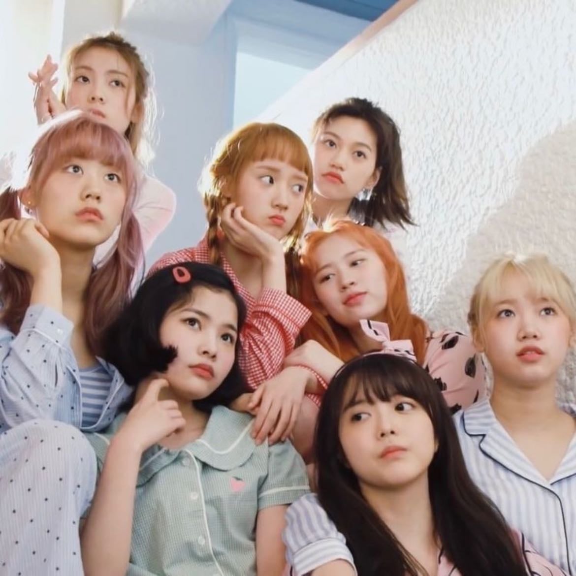 Weki Meki - Artist